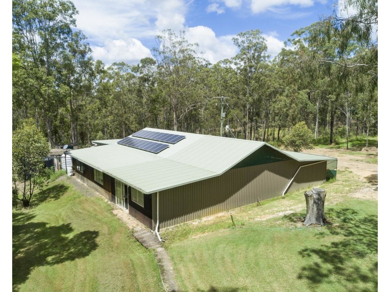 274 Penderests Road, Murphys Creek QLD 4352