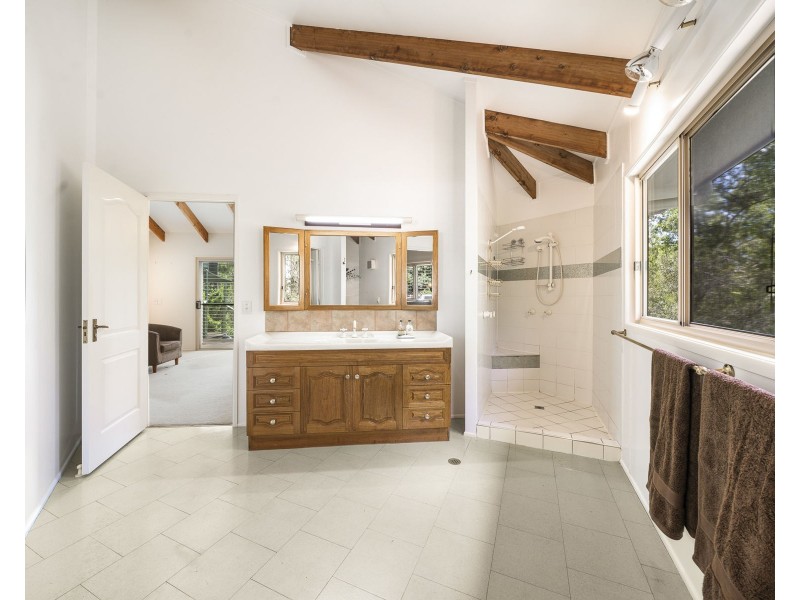 274 Penderests Road, Murphys Creek QLD 4352