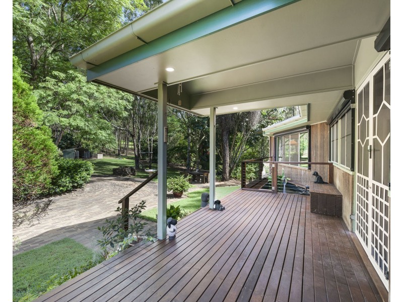 274 Penderests Road, Murphys Creek QLD 4352