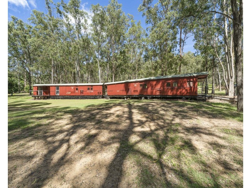 274 Penderests Road, Murphys Creek QLD 4352
