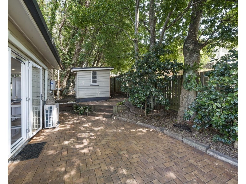 5 Macqueen Street, Mount Lofty QLD 4350