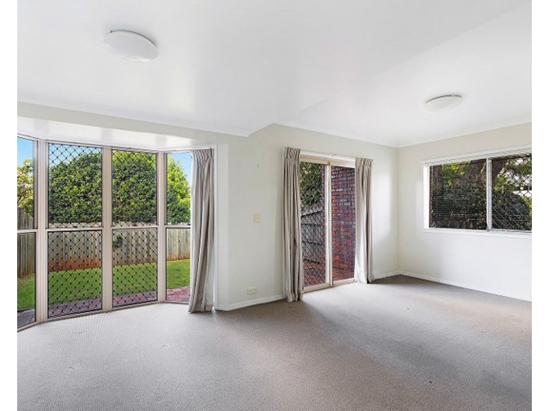 1/247 Herries Street, Newtown QLD 4350