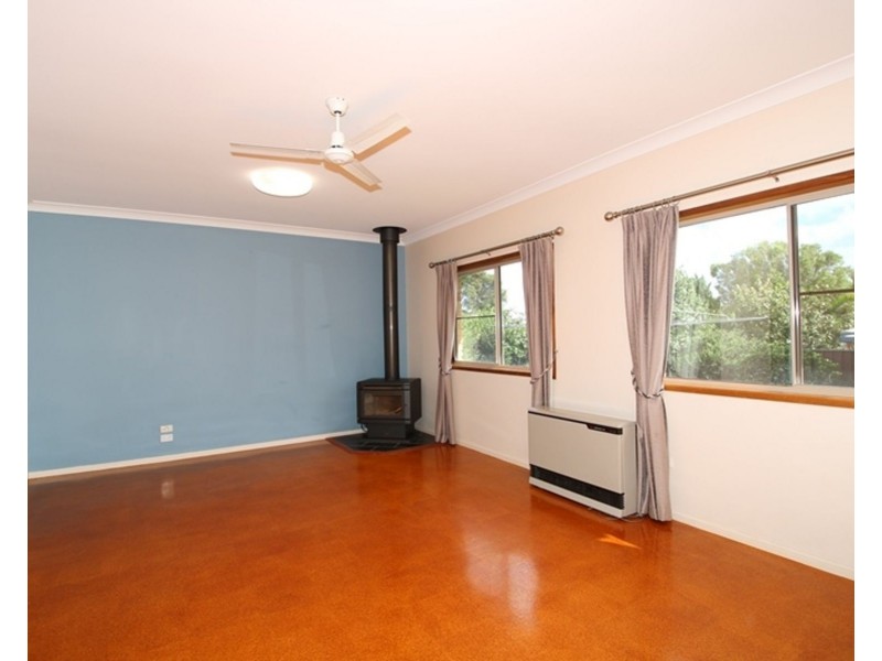 9 Wiemers Crescent, Centenary Heights QLD 4350
