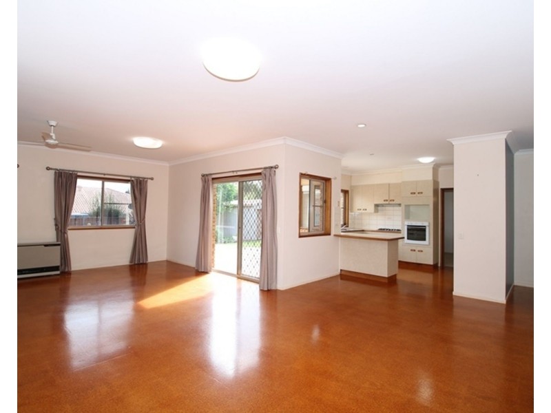 9 Wiemers Crescent, Centenary Heights QLD 4350