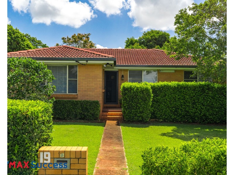 19 Jean Street, Harristown QLD 4350