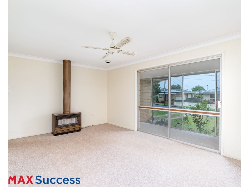 5 Raelyn Street, Centenary Heights QLD 4350