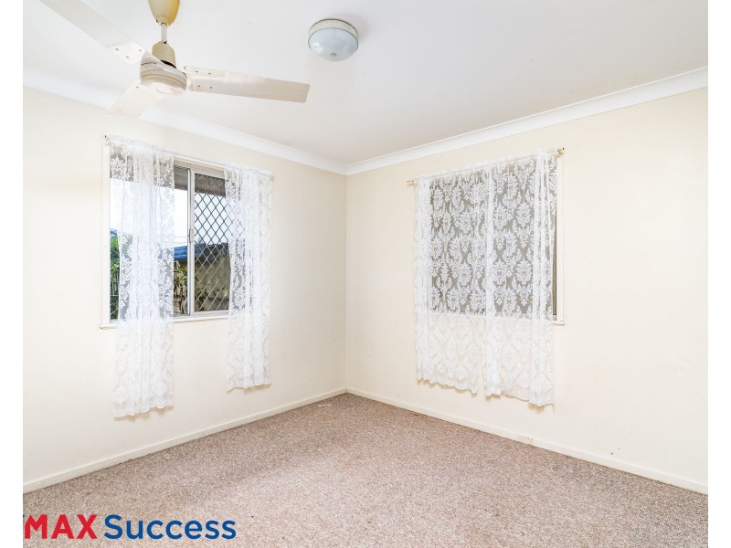 5 Raelyn Street, Centenary Heights QLD 4350