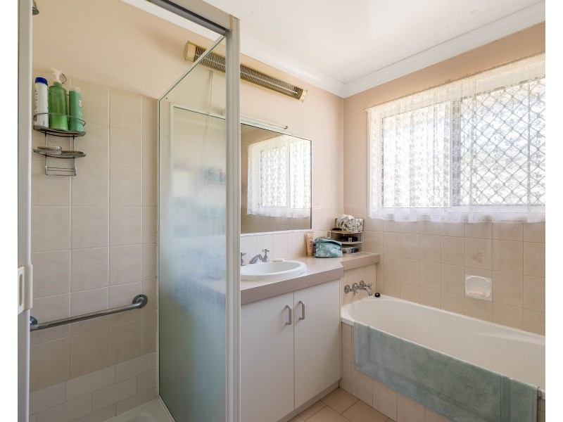 1/15 Creedon Drive, Kearneys Spring QLD 4350