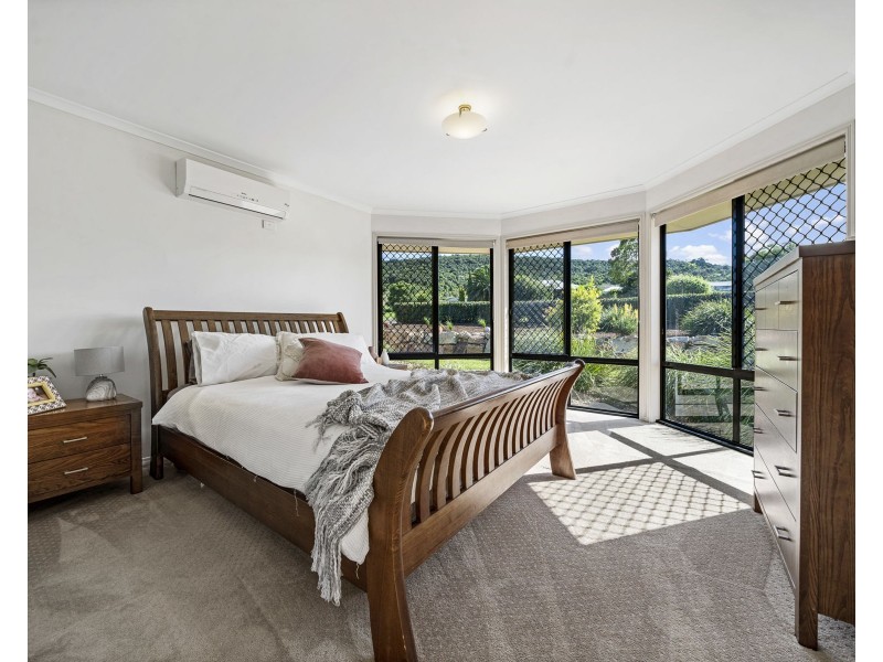 12 Commonwealth Crescent, Gowrie Junction QLD 4352