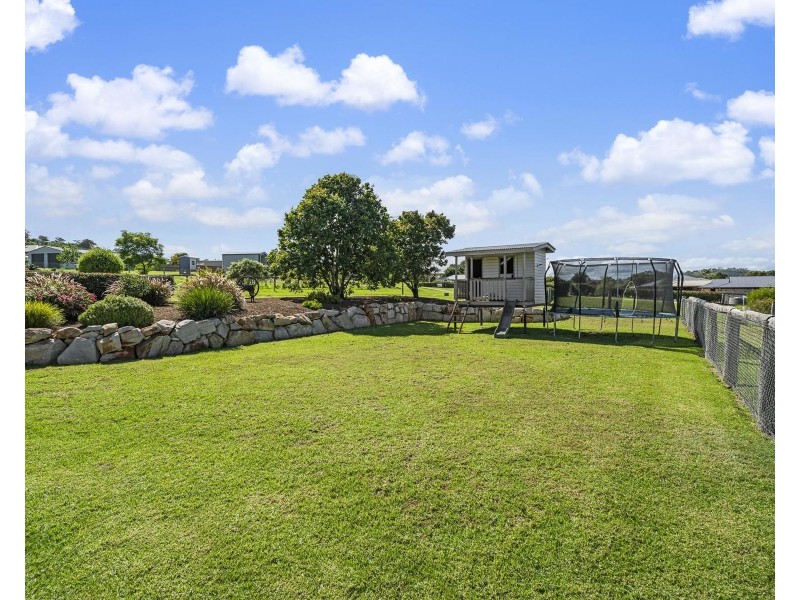 12 Commonwealth Crescent, Gowrie Junction QLD 4352