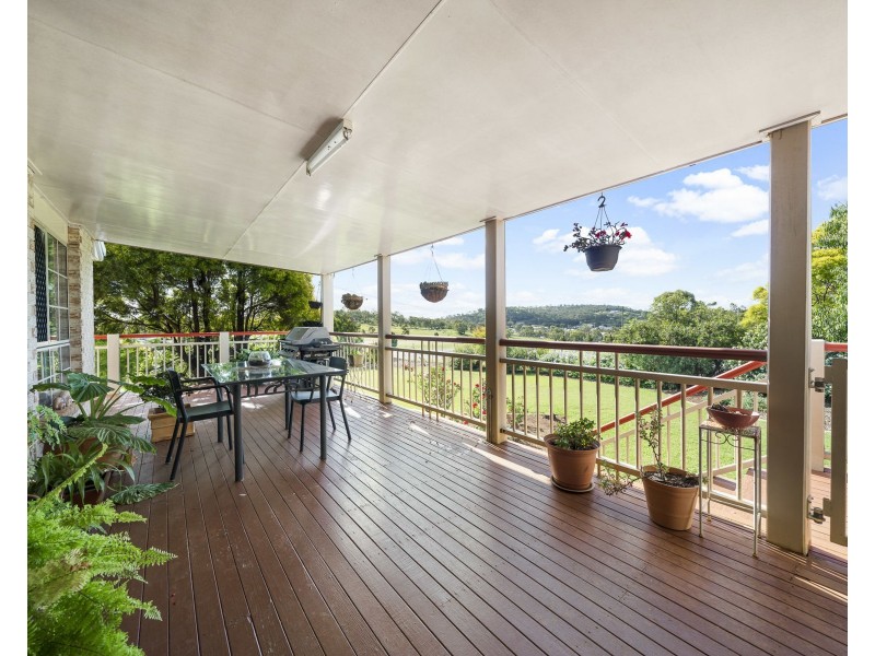 30 Harvey Road, Glenvale QLD 4350