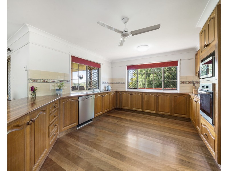 30 Harvey Road, Glenvale QLD 4350