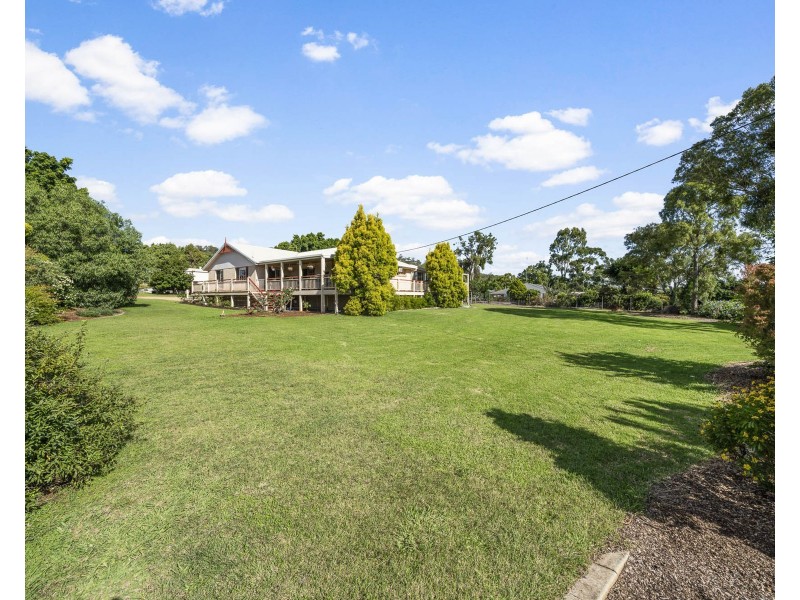 30 Harvey Road, Glenvale QLD 4350