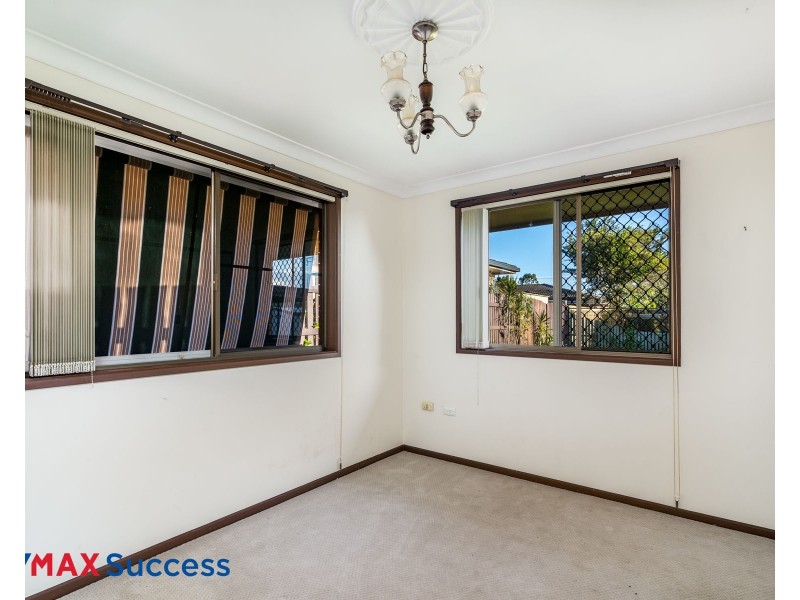 42 Kingsford Smith Drive, Wilsonton QLD 4350