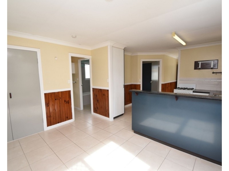 152 Hursley Road, Glenvale QLD 4350