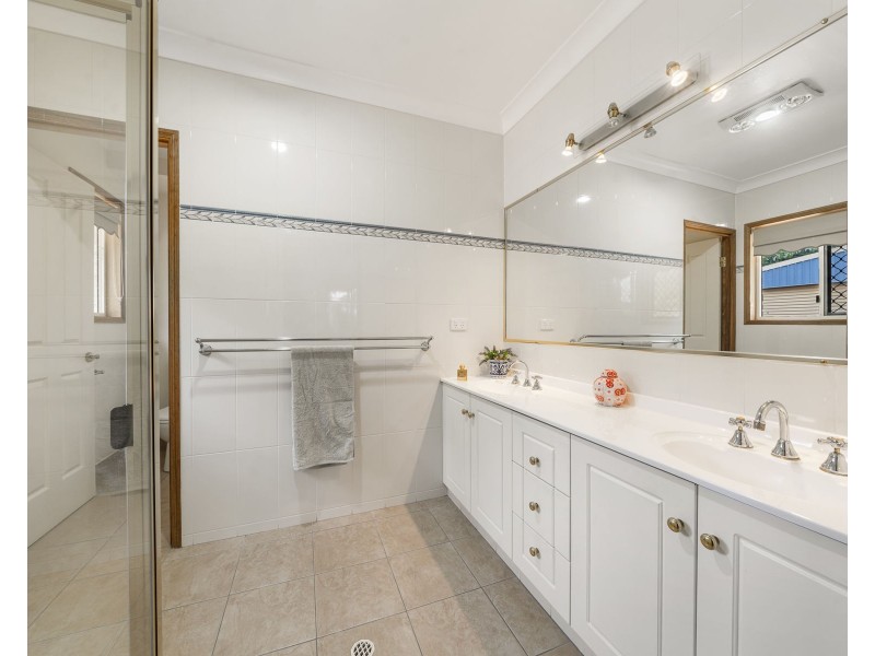 21 Polzin Road, Highfields QLD 4352
