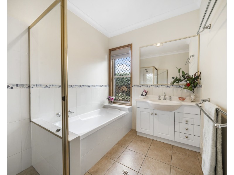 21 Polzin Road, Highfields QLD 4352