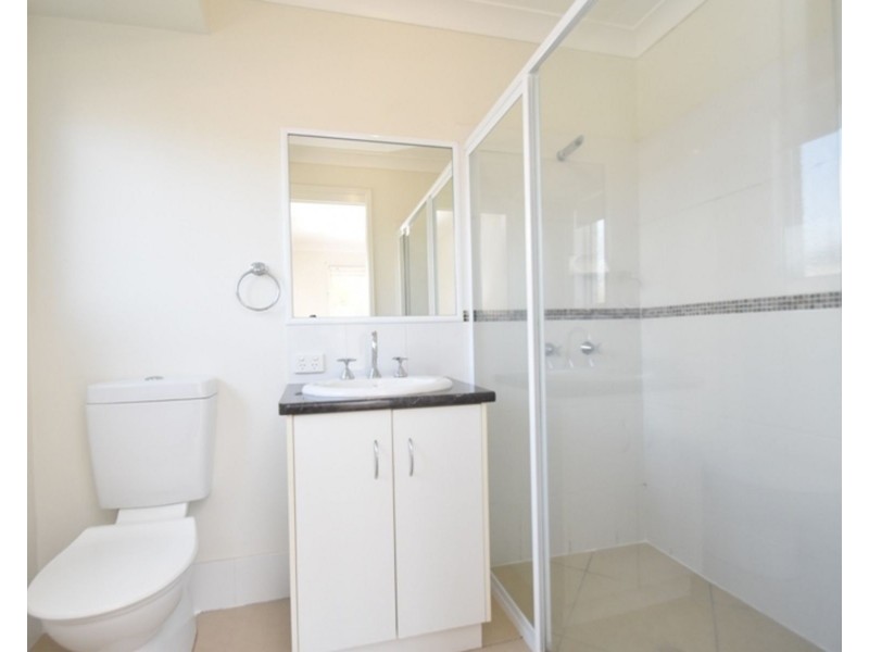 48 Wareena Crescent, Glenvale QLD 4350