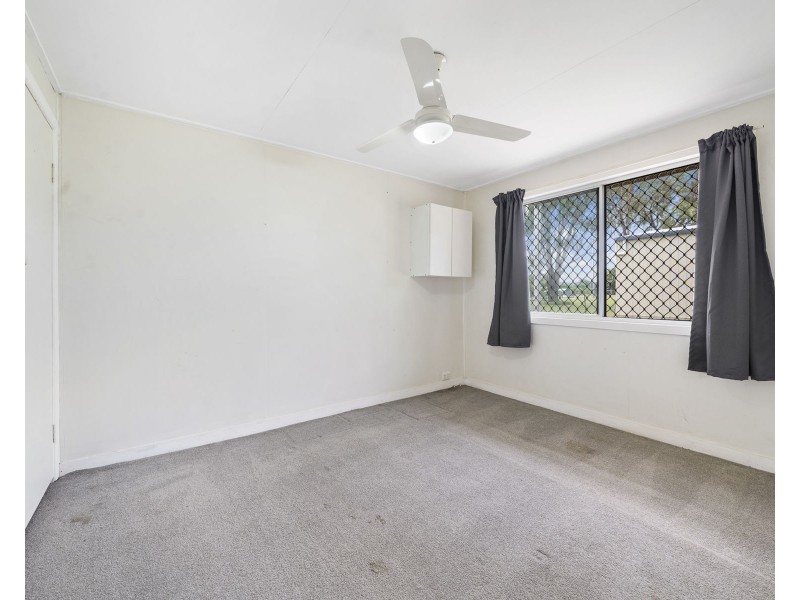 10 Peters Street, Goombungee QLD 4354