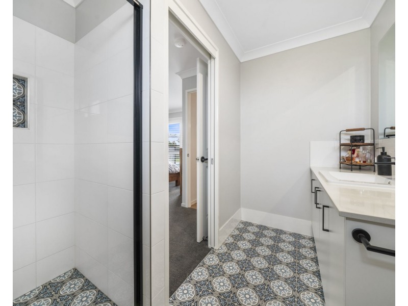 7 Fitzgerald Circuit, Wyreema QLD 4352