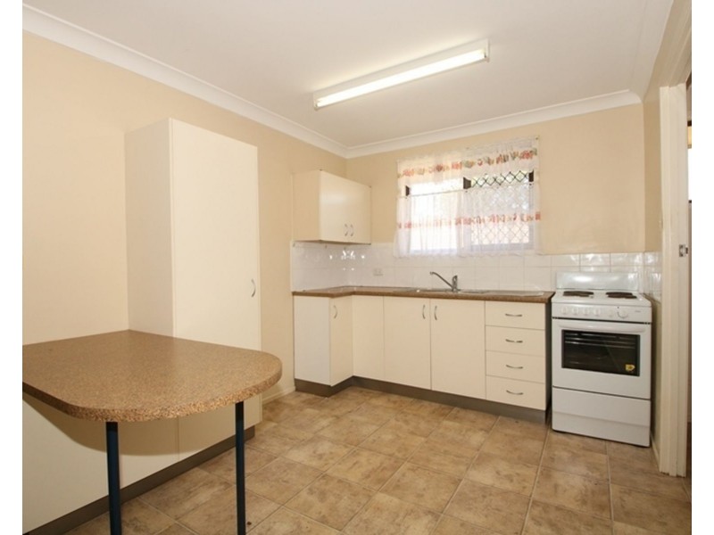 2/19 Gipps Street, Drayton QLD 4350