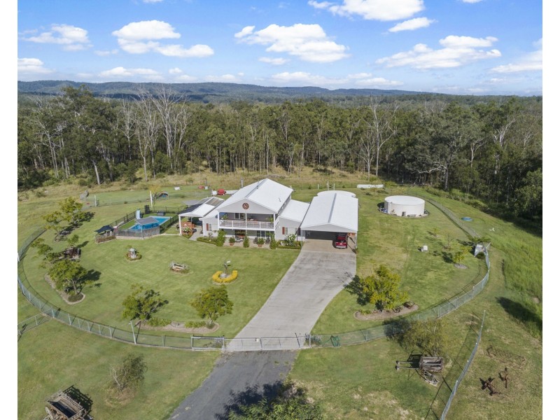 62 Penfolds Road, Murphys Creek QLD 4352