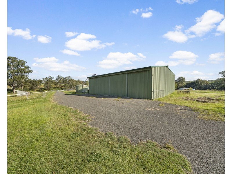 62 Penfolds Road, Murphys Creek QLD 4352