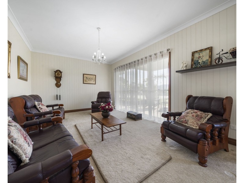 62 Penfolds Road, Murphys Creek QLD 4352