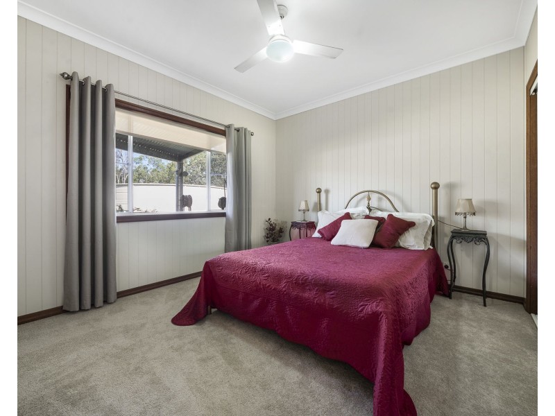 62 Penfolds Road, Murphys Creek QLD 4352