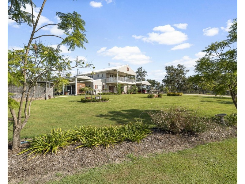 62 Penfolds Road, Murphys Creek QLD 4352