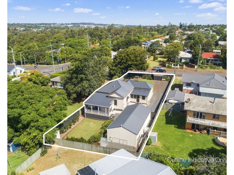 285 South Street, Harristown QLD 4350