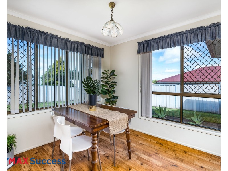 4 Honeysuckle Drive, Glenvale QLD 4350
