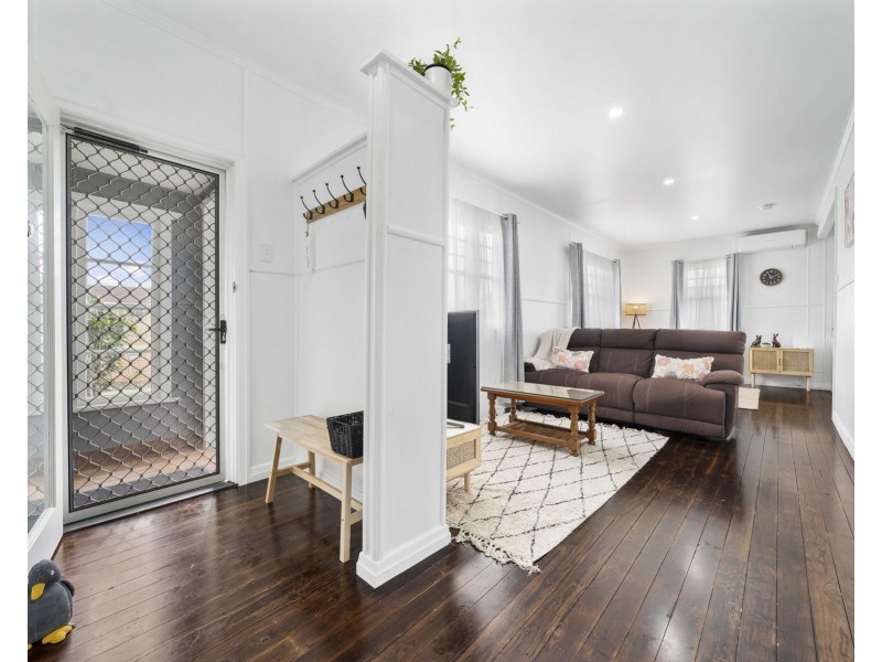 92 Drayton Road, Harristown QLD 4350