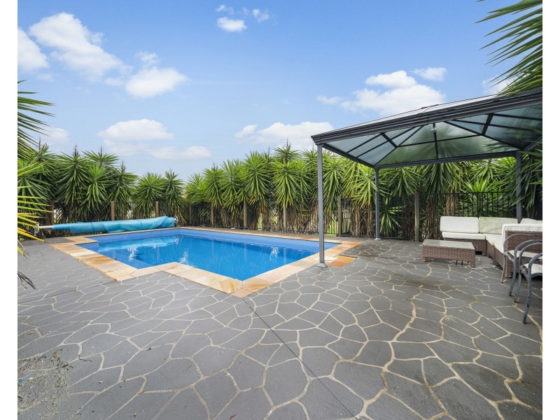 9 Baxwill Court, Top Camp QLD 4350