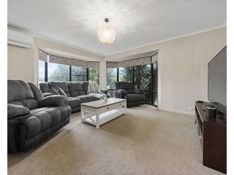 9 Baxwill Court, Top Camp QLD 4350
