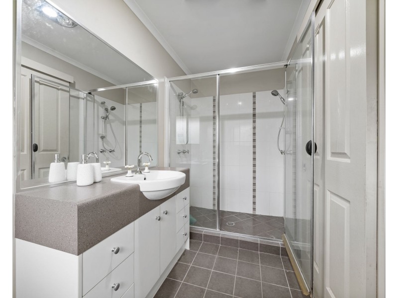 9 Baxwill Court, Top Camp QLD 4350