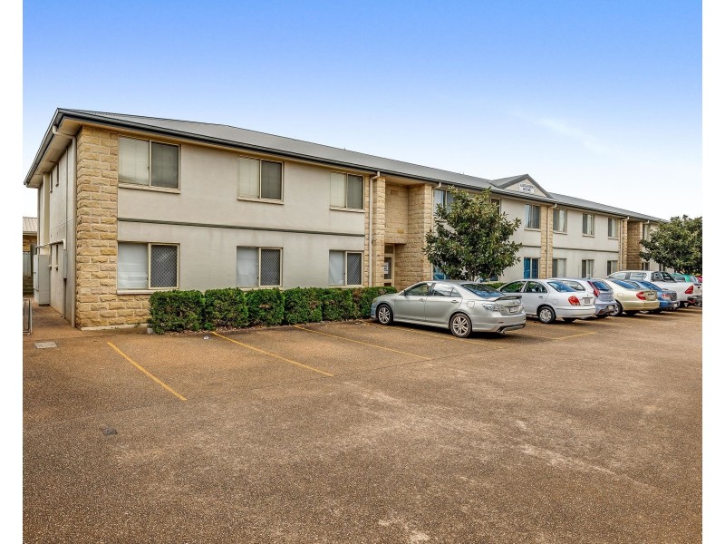 7/9 Uniplaza Court, Kearneys Spring QLD 4350