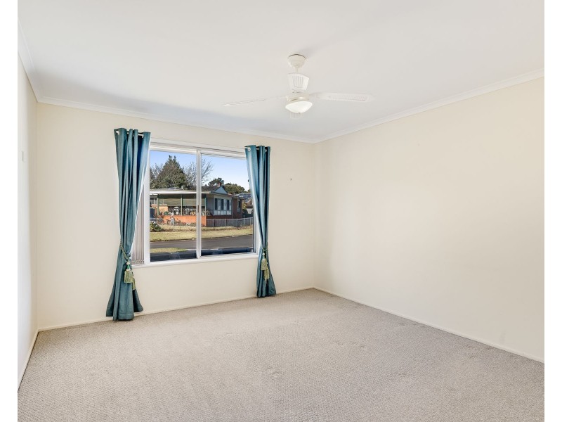 11 Koombarra Street, Harlaxton QLD 4350