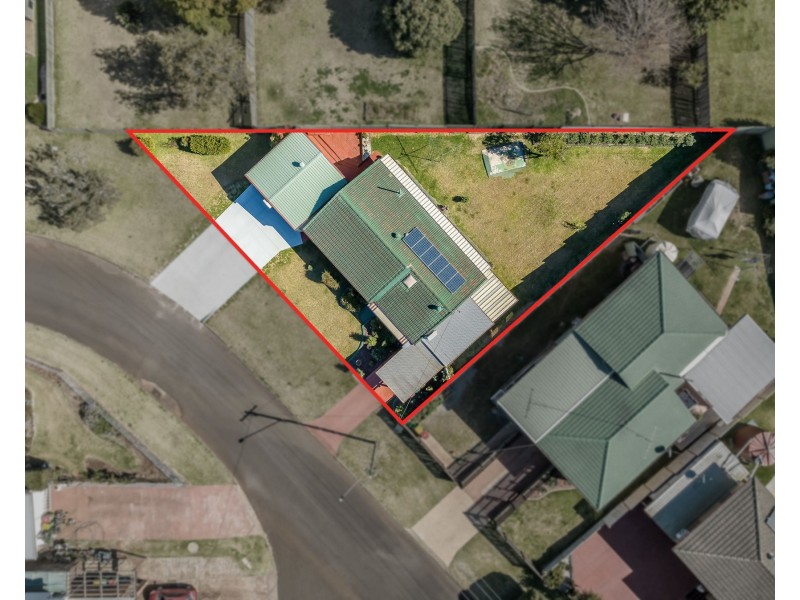 11 Koombarra Street, Harlaxton QLD 4350
