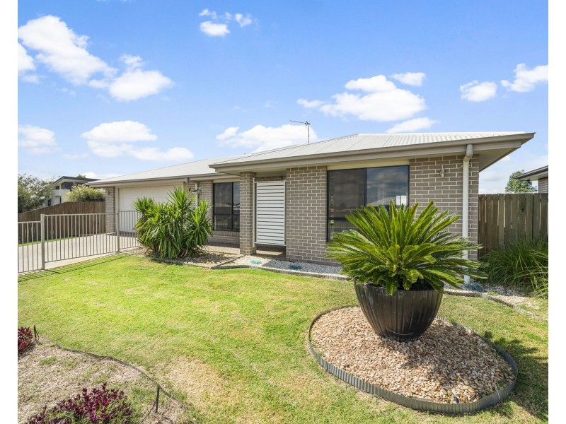 34 Magpie Drive, Cambooya QLD 4358