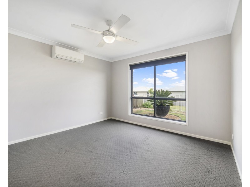 34 Magpie Drive, Cambooya QLD 4358