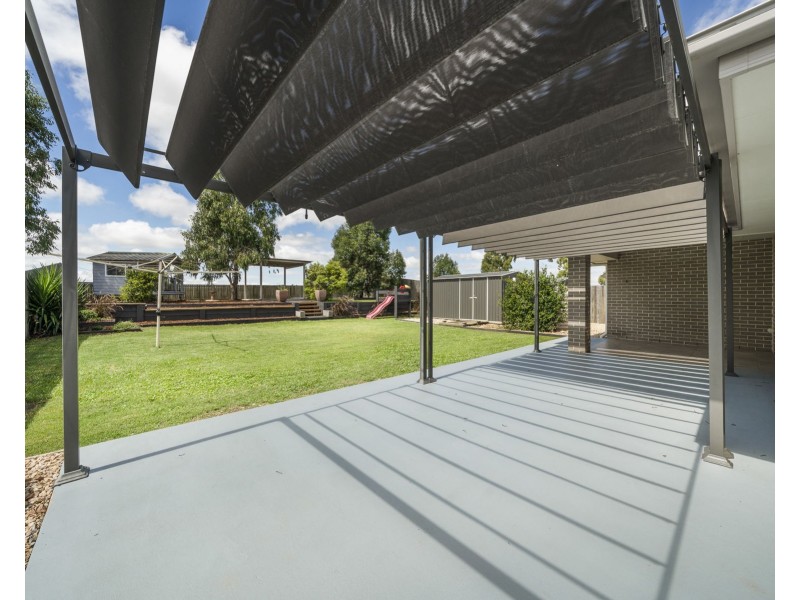 34 Magpie Drive, Cambooya QLD 4358