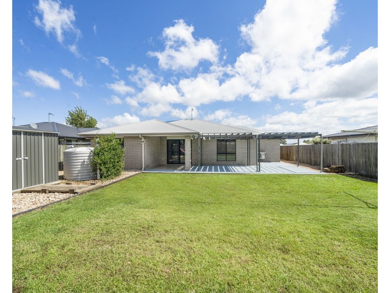 34 Magpie Drive, Cambooya QLD 4358