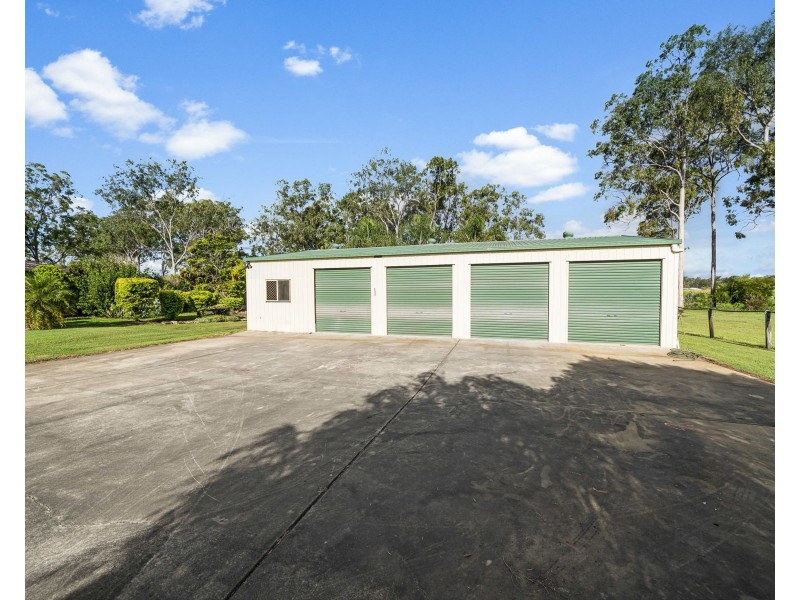 18 Folbigg Court, Lake Clarendon QLD 4343