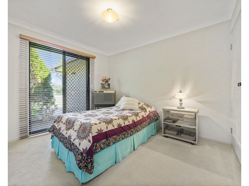18 Folbigg Court, Lake Clarendon QLD 4343