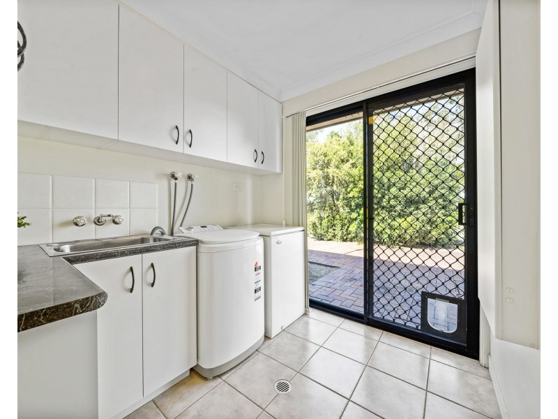 18 Folbigg Court, Lake Clarendon QLD 4343
