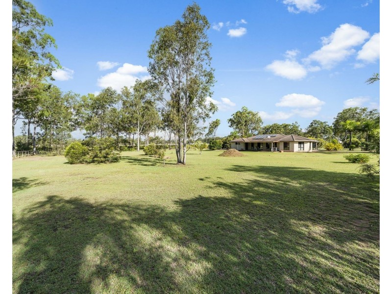 18 Folbigg Court, Lake Clarendon QLD 4343
