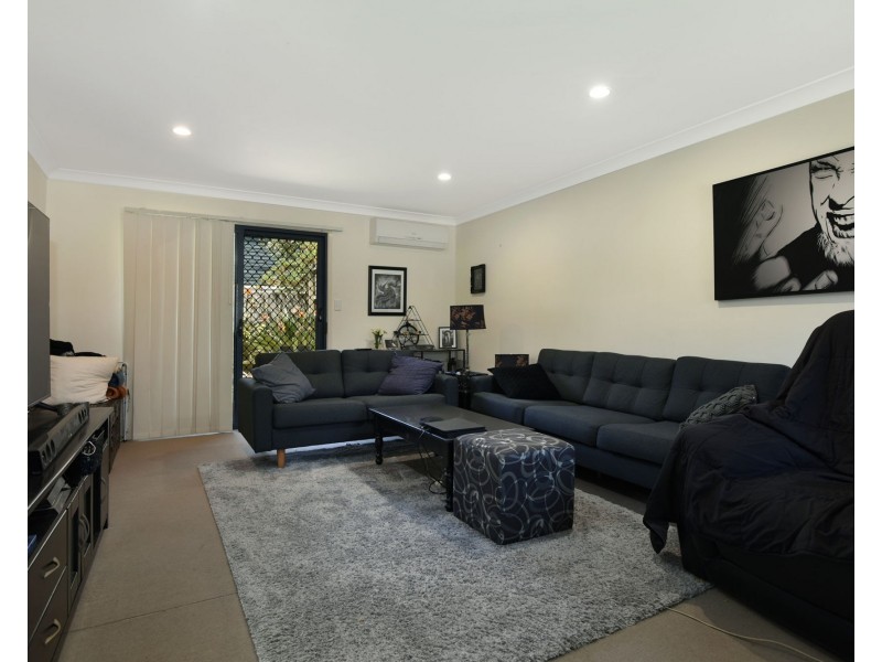 22/339 Spring Street, Kearneys Spring QLD 4350