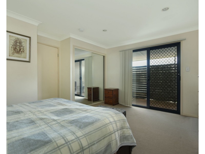 22/339 Spring Street, Kearneys Spring QLD 4350