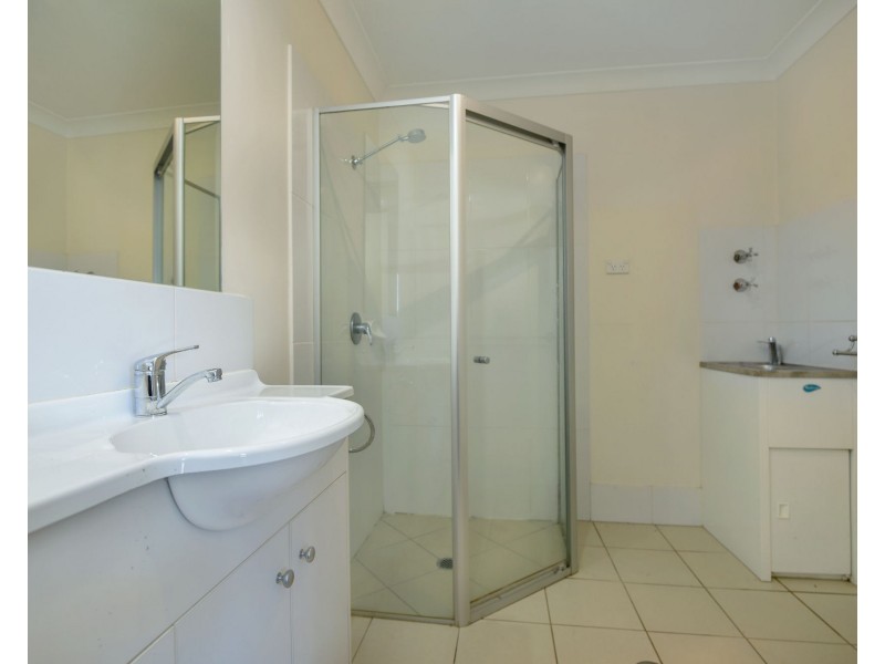 22/339 Spring Street, Kearneys Spring QLD 4350